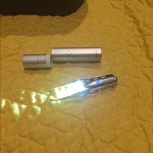 Light up tweezers with case